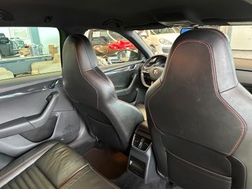 Skoda Octavia Combi RS *1.HAND*ACC*NACI*LEDER*