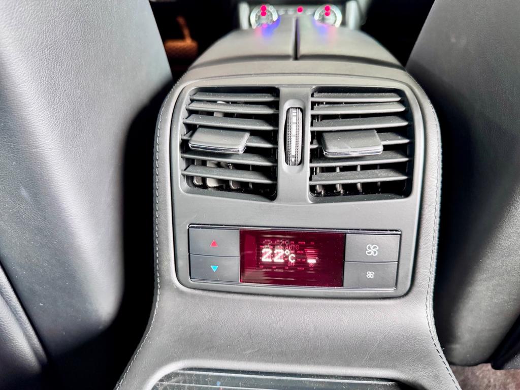 Mercedes-Benz CLS 500