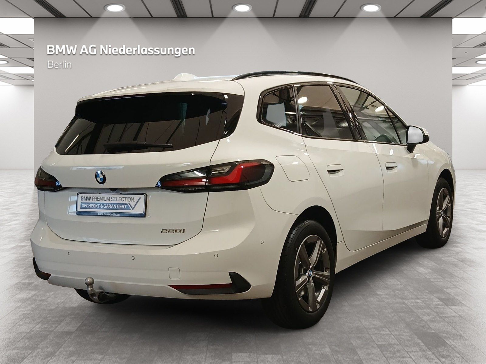BMW 220 Active Tourer - Bild 2