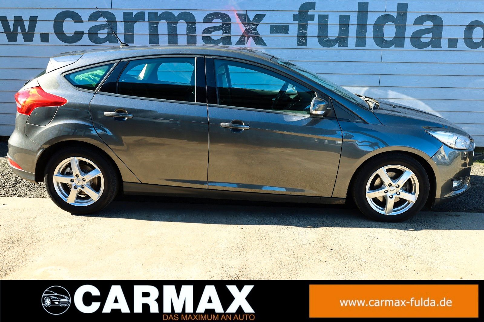 Fahrzeugabbildung Ford Focus Lim. Business,Tempomat,PDC,Navi,SH,SR+WR