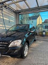 Mercedes-Benz Mercedes Benz ML 300CDI Euro5 - Mercedes-Benz ML 300 von privat