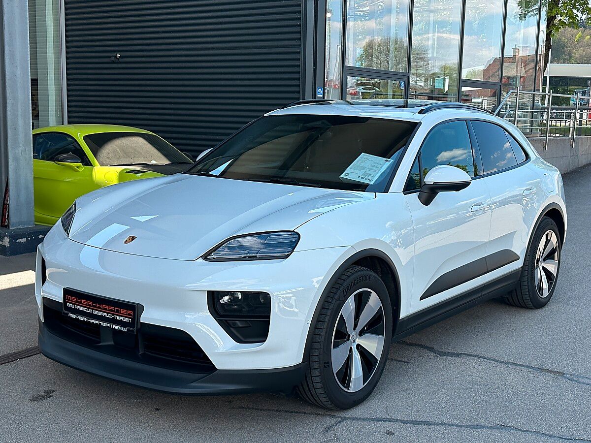 Porsche Macan 4 Electric / AHK / Pano / Luft / Matrix