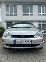 Ford Focus 1.6 Ambiente Ambiente - Ford Focus aus 2000: 1.6