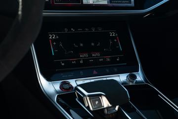 2025 AUDI RS6 — миниатюра 38