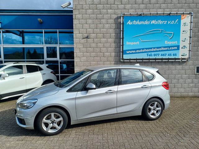 BMW 218 Baureihe 2 Active Tourer 218 i Navi 8x leich