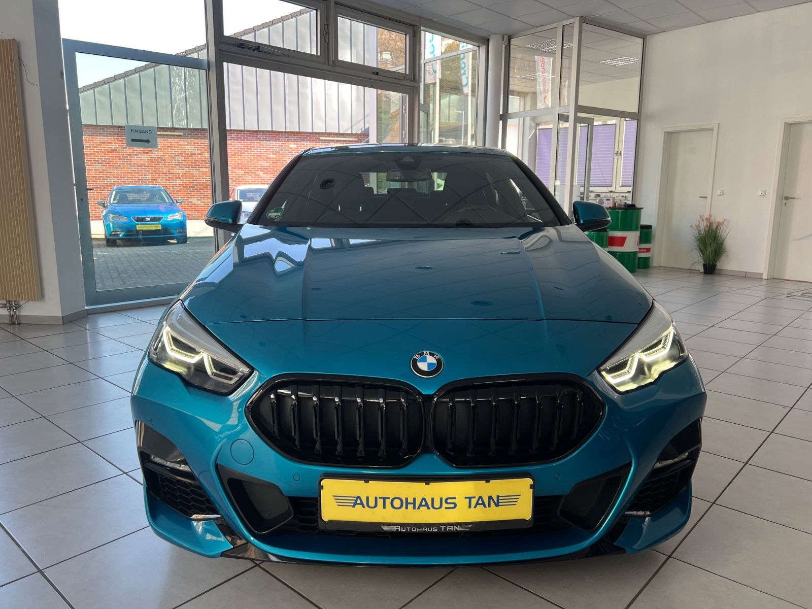 Fahrzeugabbildung BMW 2 Gran Coupe 220 d xDrive M Sport *SONDERLACK*