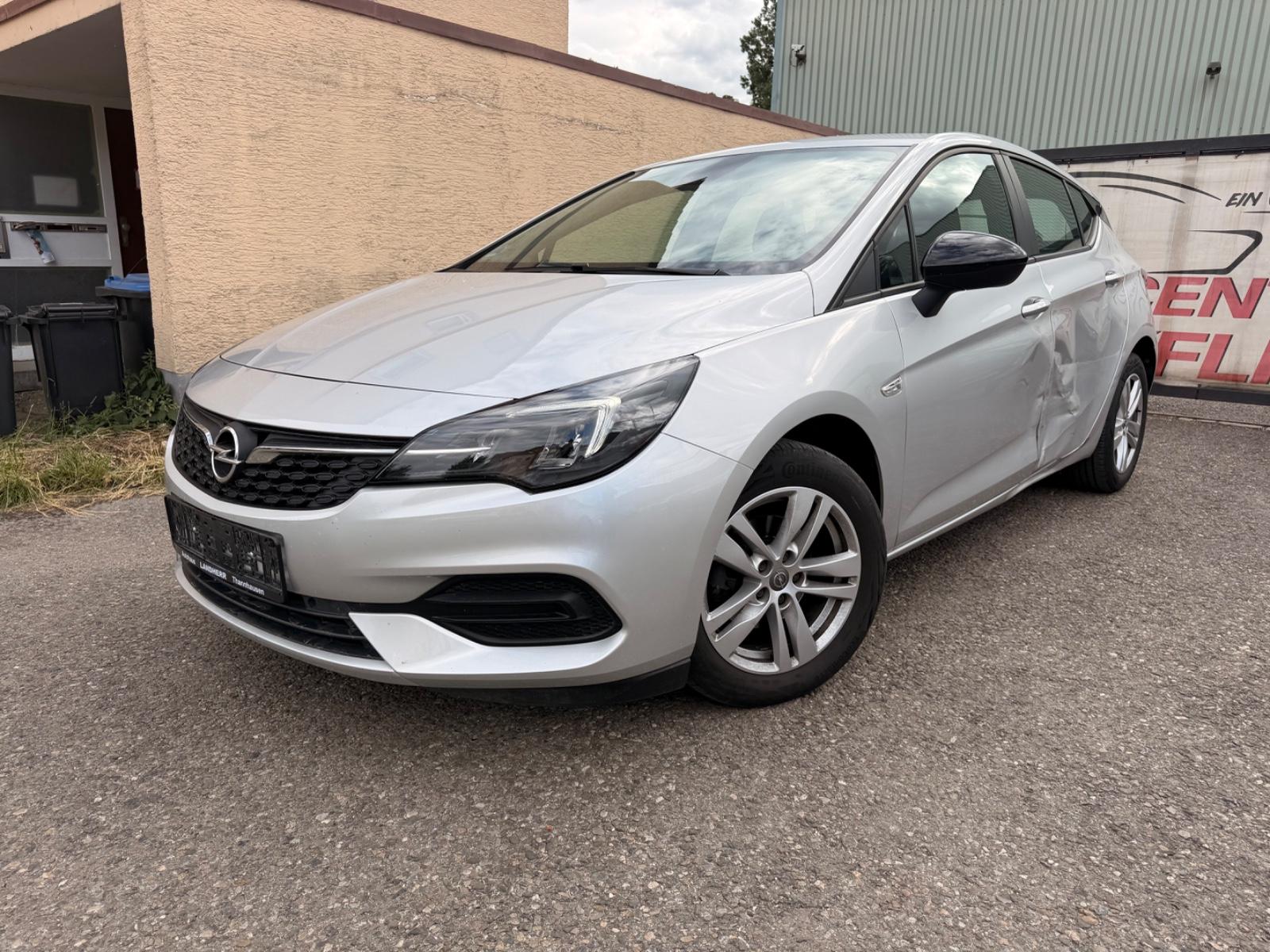 Opel Astra K Lim. 5-trg. Edition*NAVI*TEMPO*SITZHEIZU