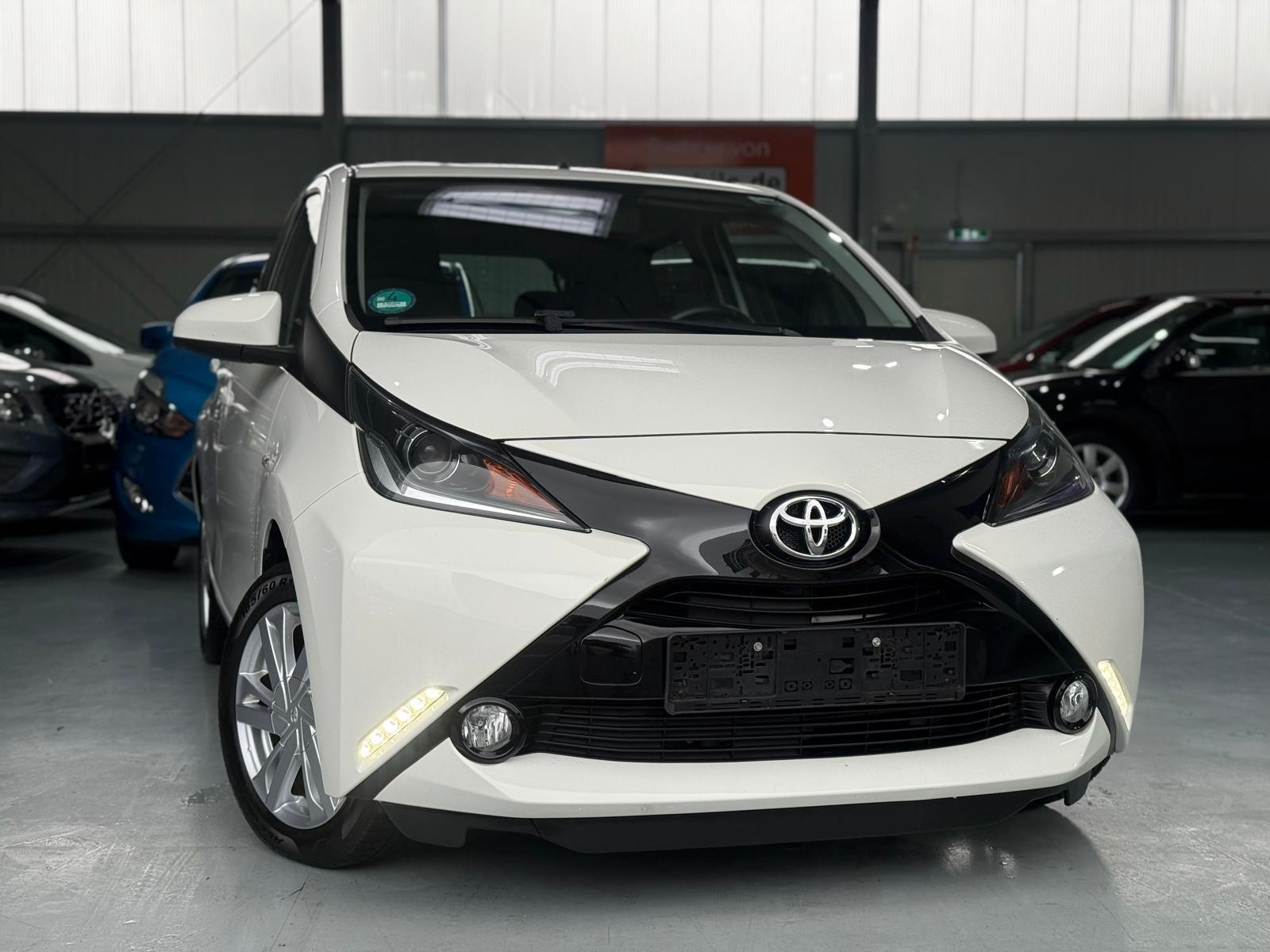 Toyota Aygo AYGO x-play touch Kamera