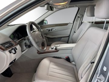 Bild 9 Mercedes-Benz E 350 CGI BlueEfficiency Elegance