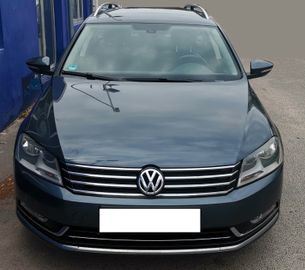 Volkswagen Passat - 8