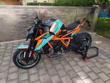 KTM 1390 Super Duke R Austin Racing Vollausstattung  - KTM 1390 Super Duke R