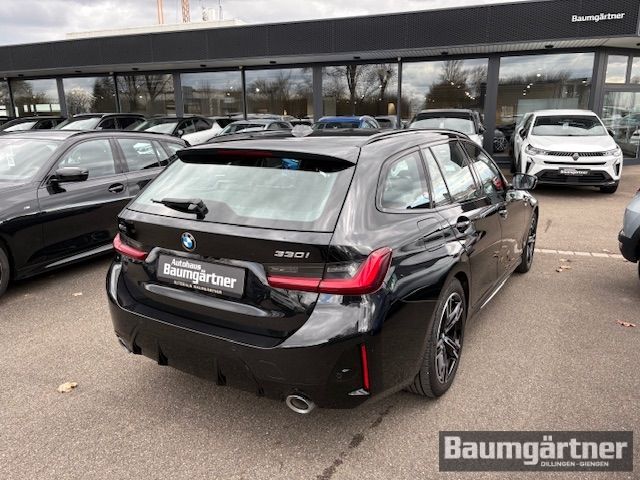 Fahrzeugabbildung BMW 330 i xDrive M-Sport Touring Kamera/ACC/Sitzh.