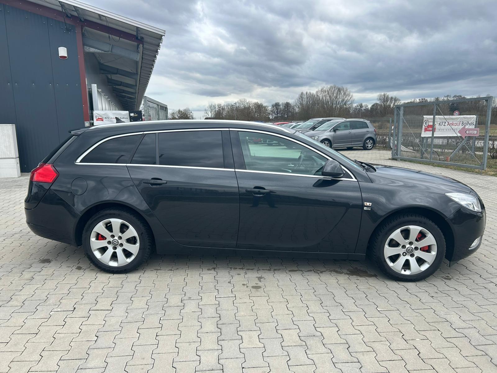 Opel Insignia 2012 — engine 1.956 cm³, 160 HP (118kW)