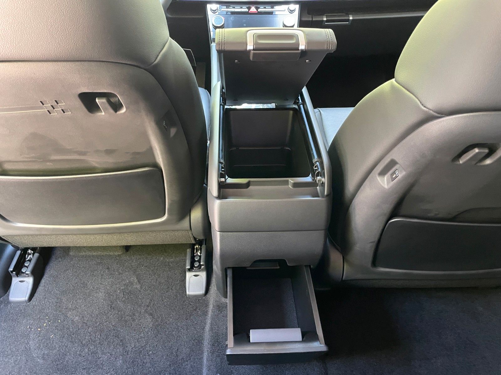 Hyundai Santa Fe – Bild 18