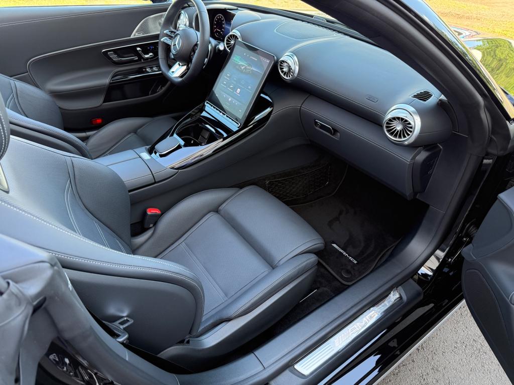 Mercedes-Benz SL 43 AMG