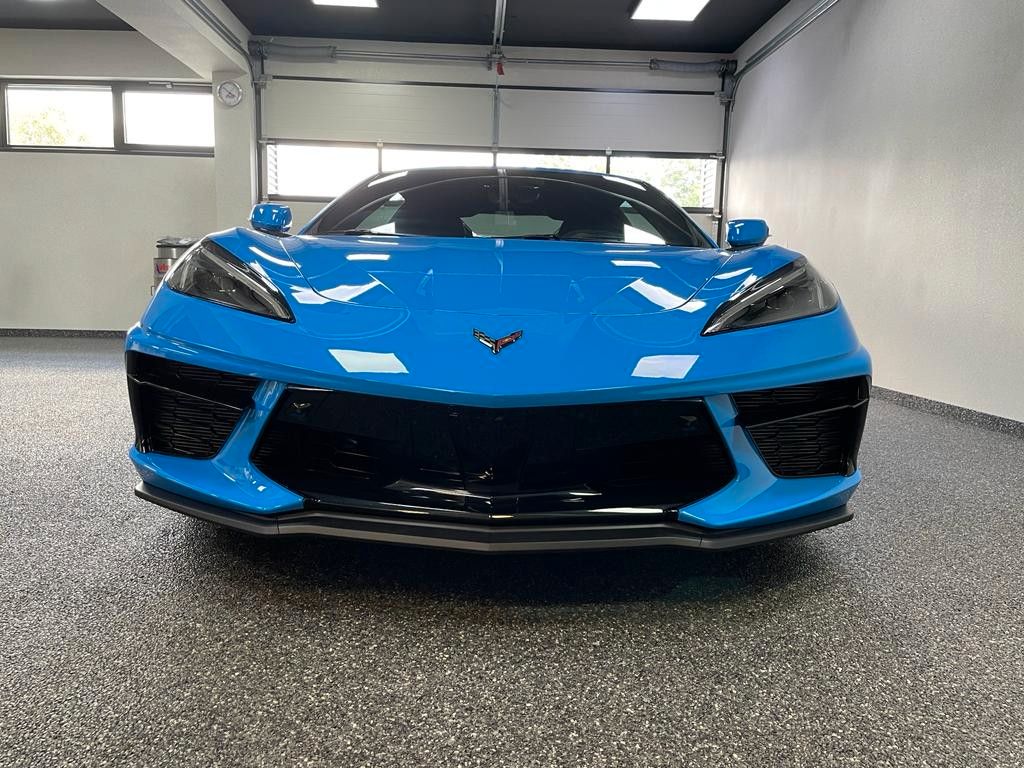 Fahrzeugabbildung Corvette C8 COUPE-TARGA-3LT-Z51-LIFT-VORFÜHRWAGEN