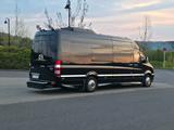 Mercedes-Benz Sprinter 319 L4 Aut VIP 7 Sitze Behindertengerec - Mercedes-Benz Sprinter mit Diesel-Antrieb: Schwarz