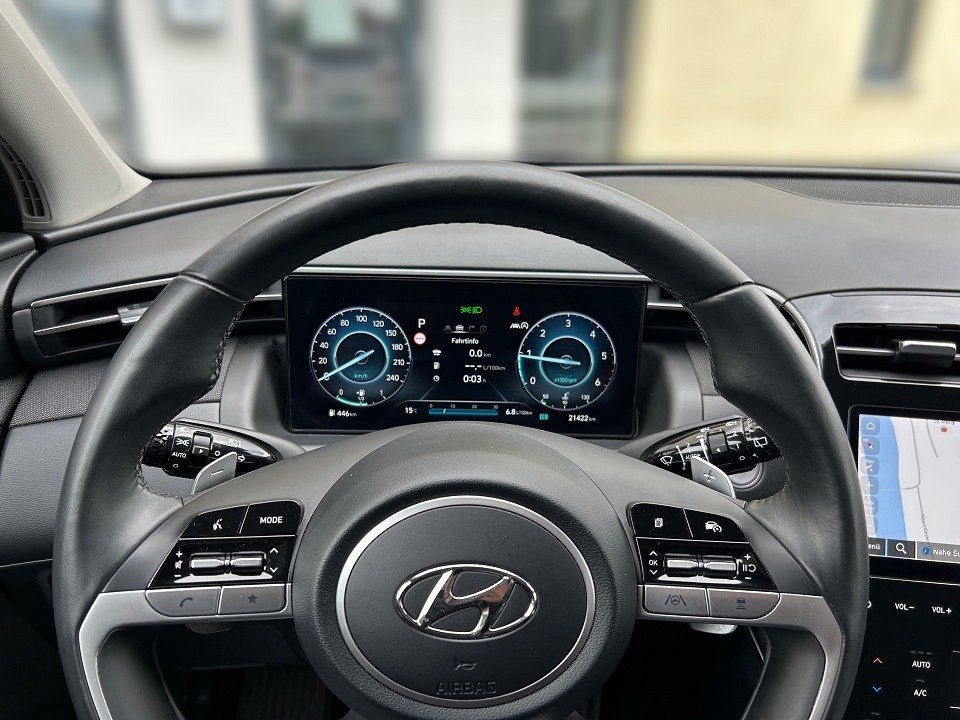 Fahrzeugabbildung Hyundai TUCSON 1.6 CRDi 136PS 48V 7DCT 2WD TREND 1.HAND+
