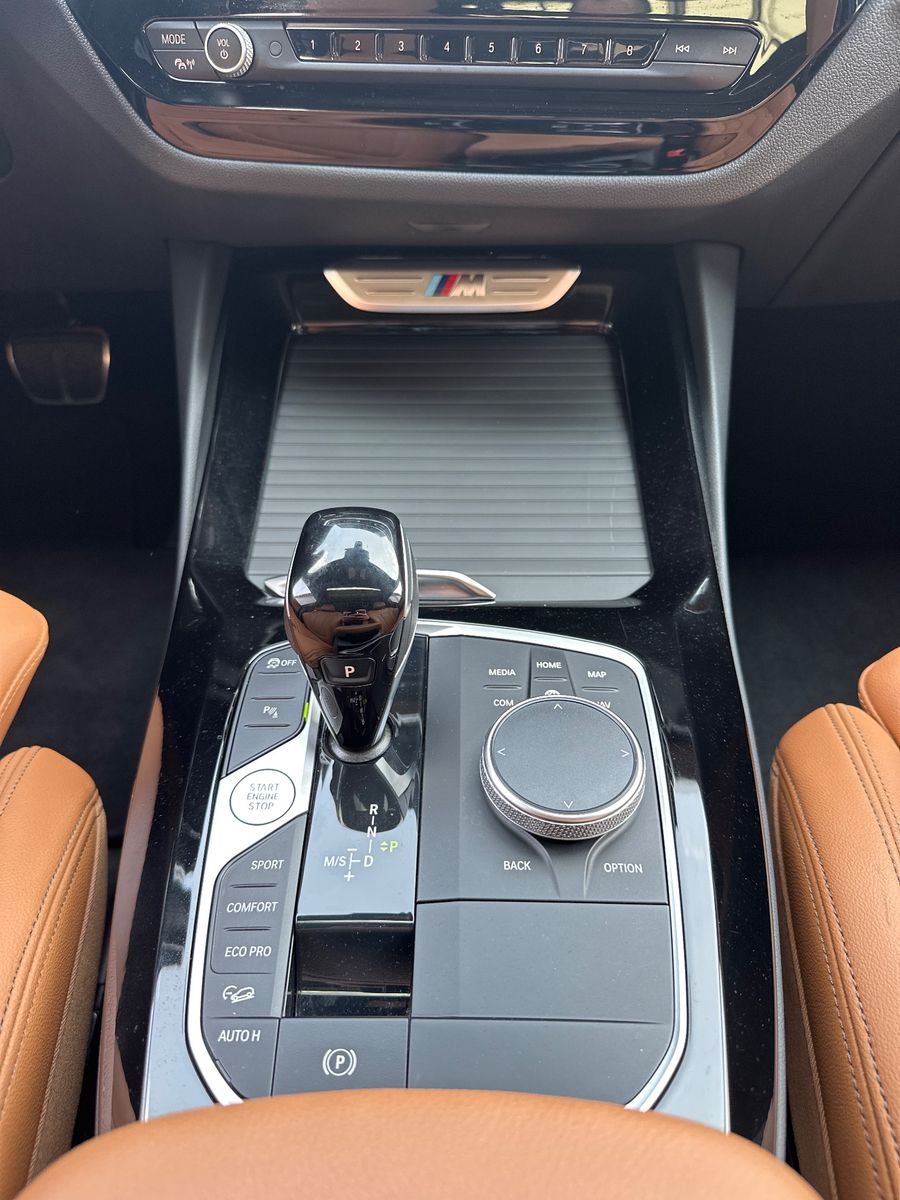 Fahrzeugabbildung BMW X3 M40d xDrive NAV+LED+PANO+AHK+STHZG+HEAD-UP