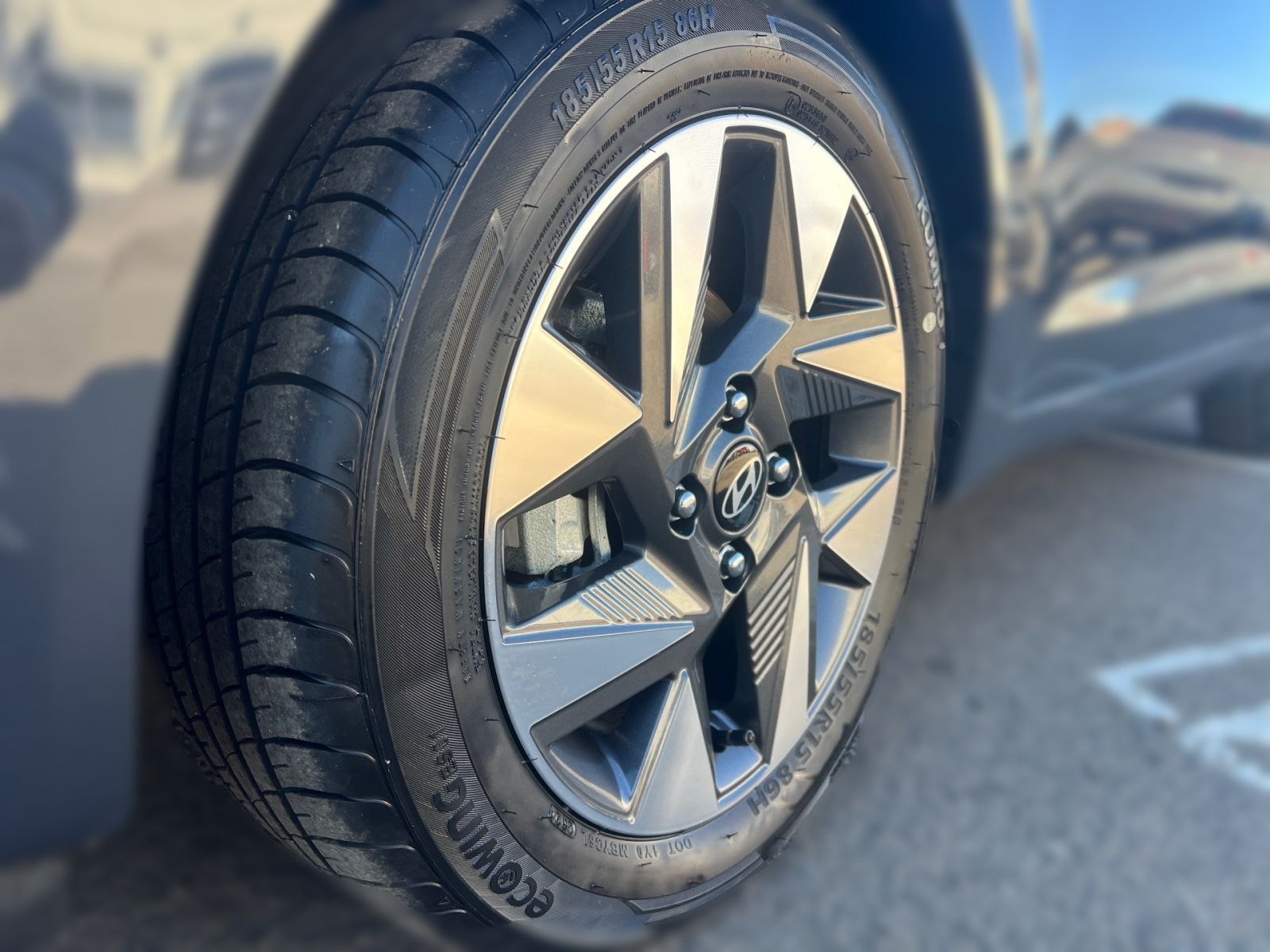 Fahrzeugabbildung Hyundai i10 1.0 Trend Komfort Navi Kamera