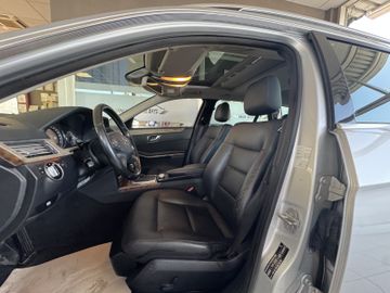 Mercedes E 220 - 8