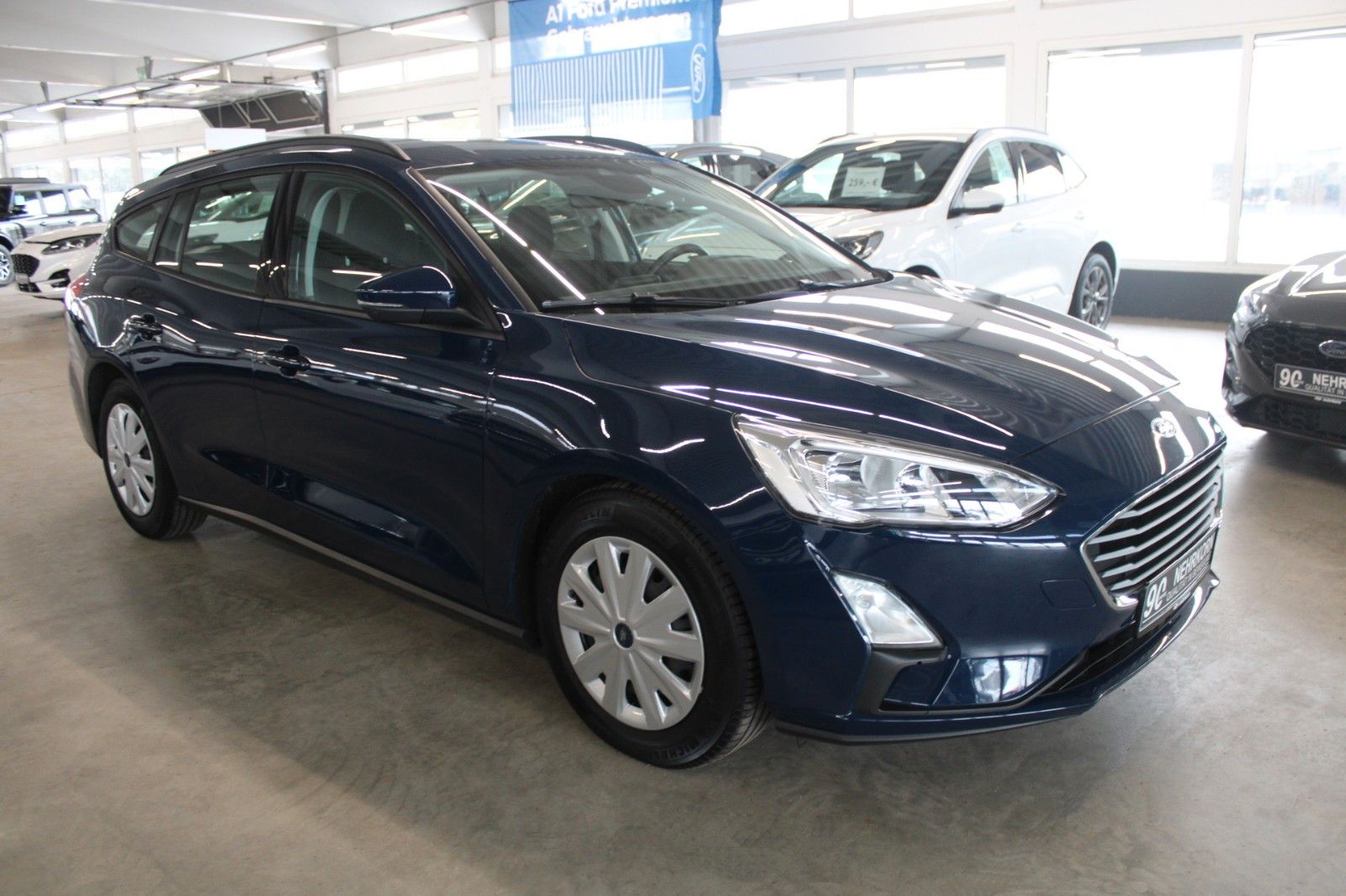 Fahrzeugabbildung Ford Focus Trend Turnier KLIMA AHK WinterPaket 1.Hd