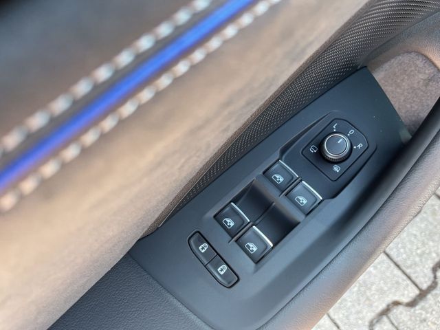 Passat Variant R-Line 2,0 l TDI SCR 4MOTION DSG