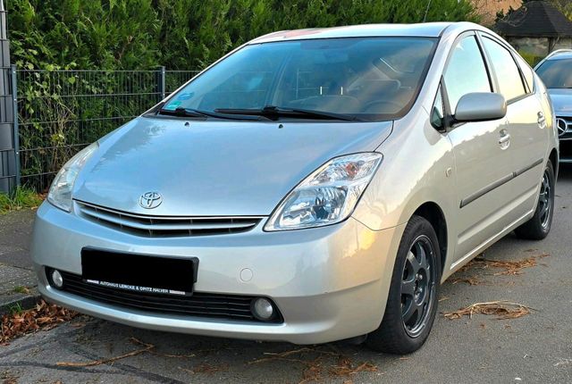 Toyota Prius Hybrid/Benzin Keyless go