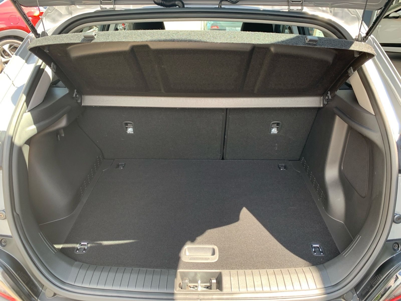 Fahrzeugabbildung Hyundai KONA 1.6 GDI Trend Hybrid Navi