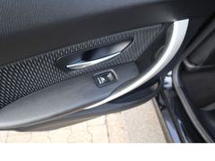 Fahrzeugabbildung BMW 320 Advantage 1hd Navi Tempo Scheckheftgepflegt