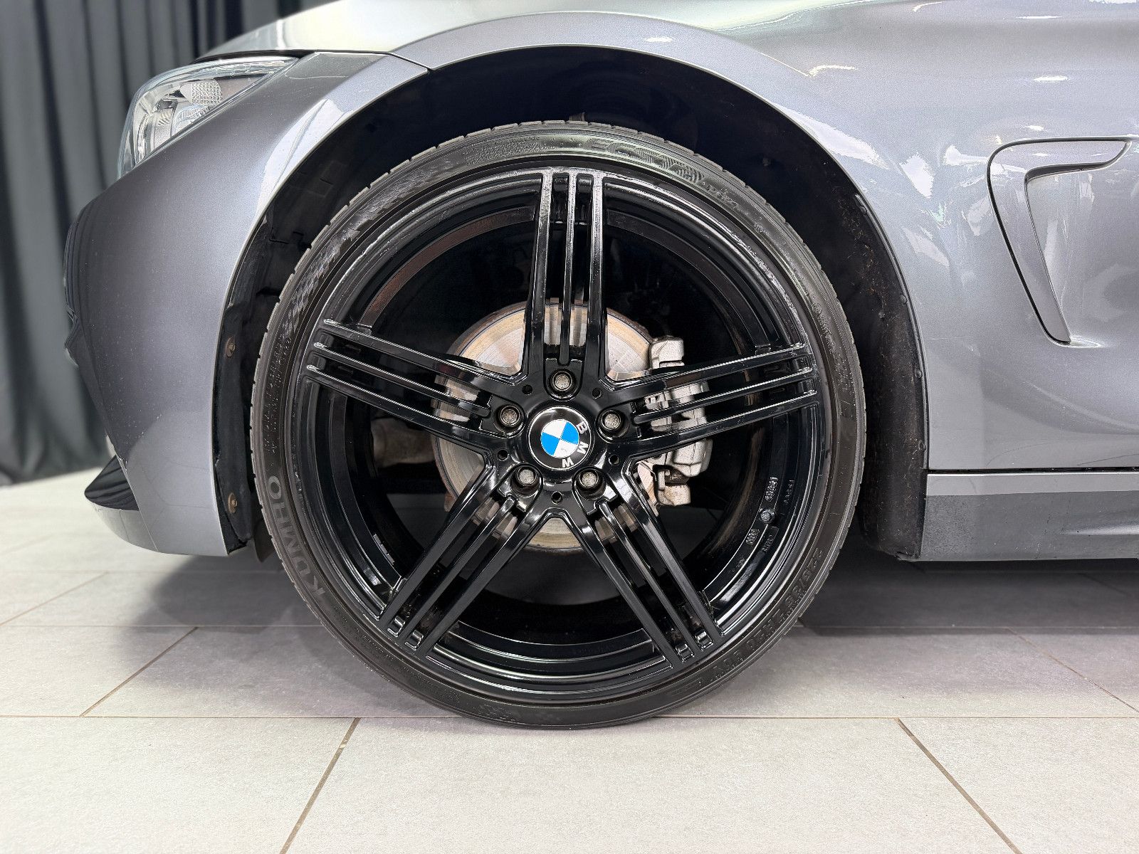 Fahrzeugabbildung BMW 428I Cabrio xDrive|M-Paket|LEDER|HIFI|KAMERA
