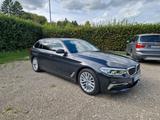 BMW 530d xDrive Touring Luxury Line - BMW Garantie  - BMW 530 Gebrauchtwagen in Stuttgart