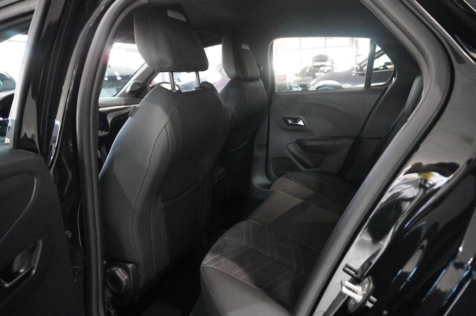 Fahrzeugabbildung Opel Corsa-e F GS SPORT 3-PHASIG NAVI/LED/KAMERA/VIRT