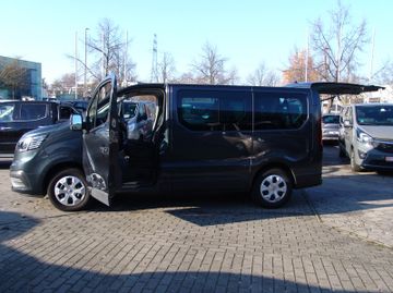 Renault Trafic - 2