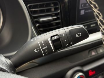 Kia Stonic 1.0T DCT7 120 Mild-Hybrid Spirit Navi LED