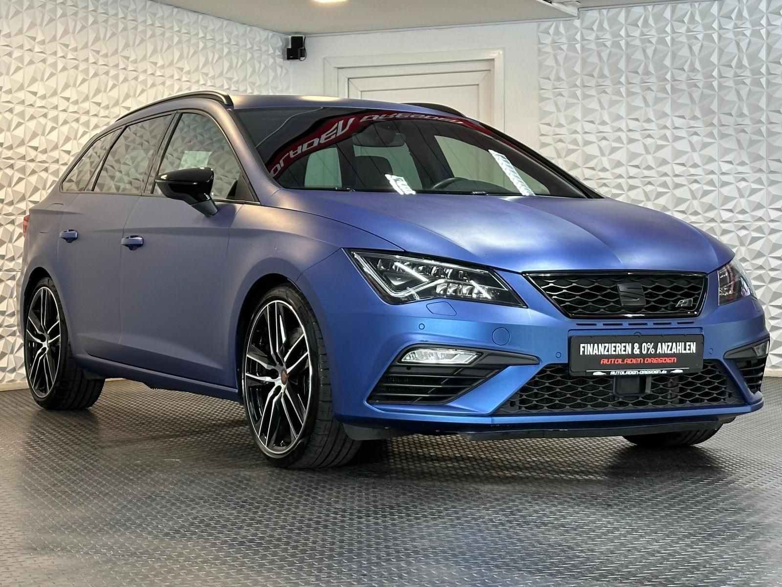 SEAT Leon ST 2.0TSI CUPRA 300 4DRIVE - Image 2