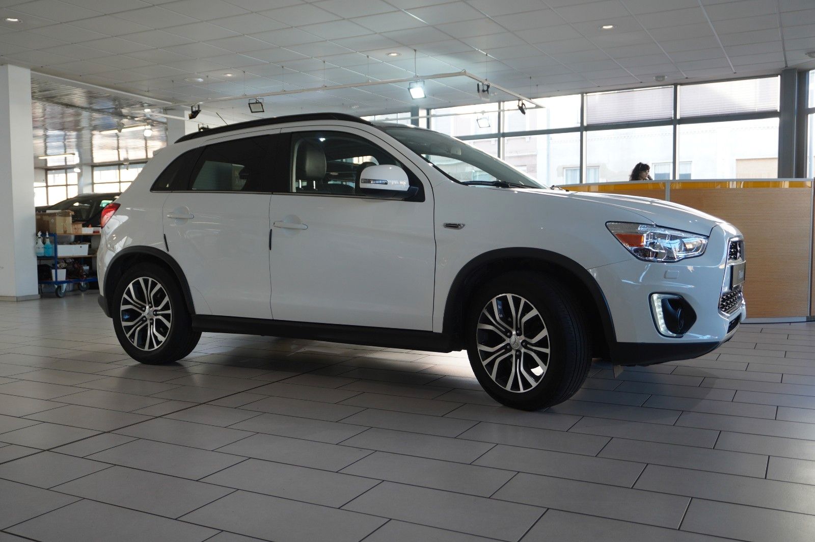 Fahrzeugabbildung Mitsubishi ASX 1.6D TOP 2WD NAVI/LED/KAMERA/PANO./SHZ/AHK