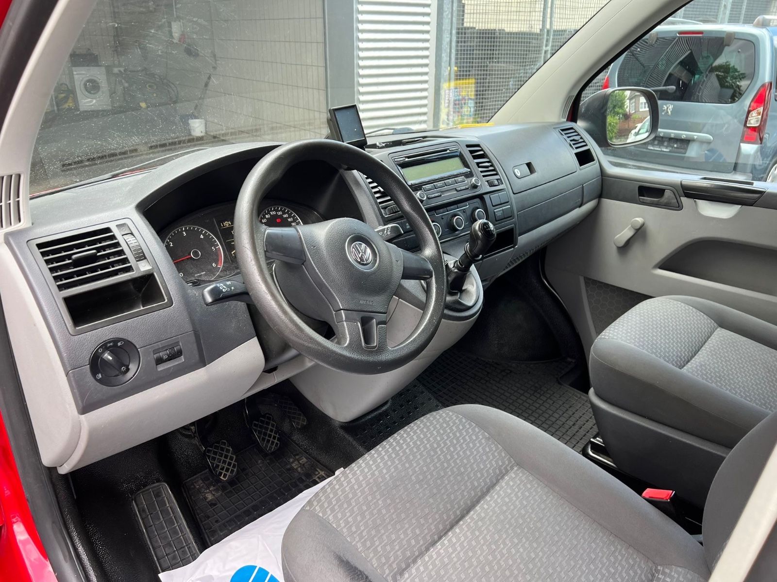 Fahrzeugabbildung Volkswagen T5 Transporter Kasten-Kombi Kombi