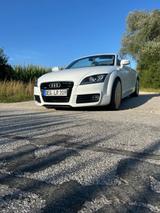 Audi TT Roadster 2.0 TFSI S tronic quattro - - Audi TT aus 2011: Cabrio