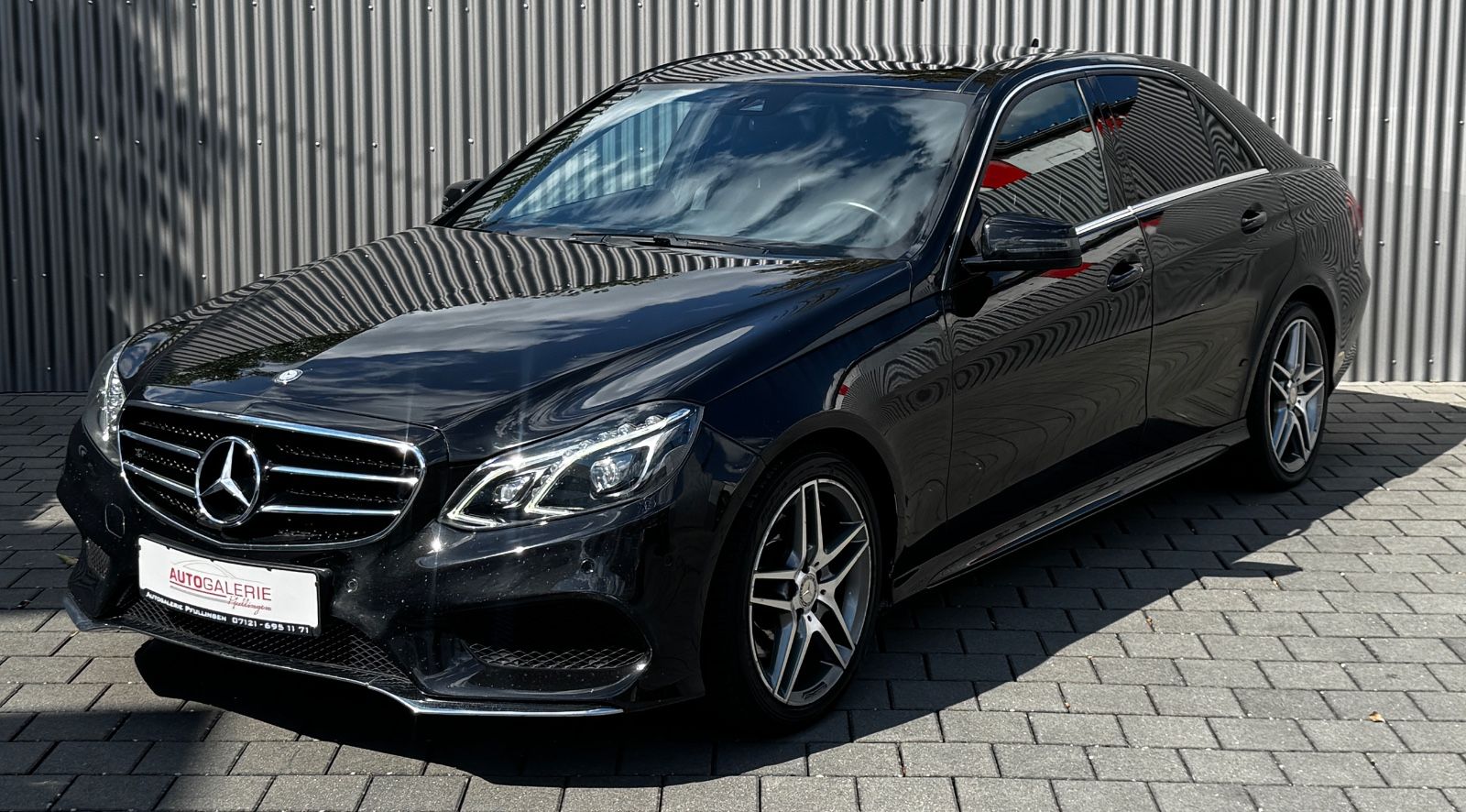 Mercedes Mercedes-Benz E 220 CDI Limousine Panorama SHZ Tem