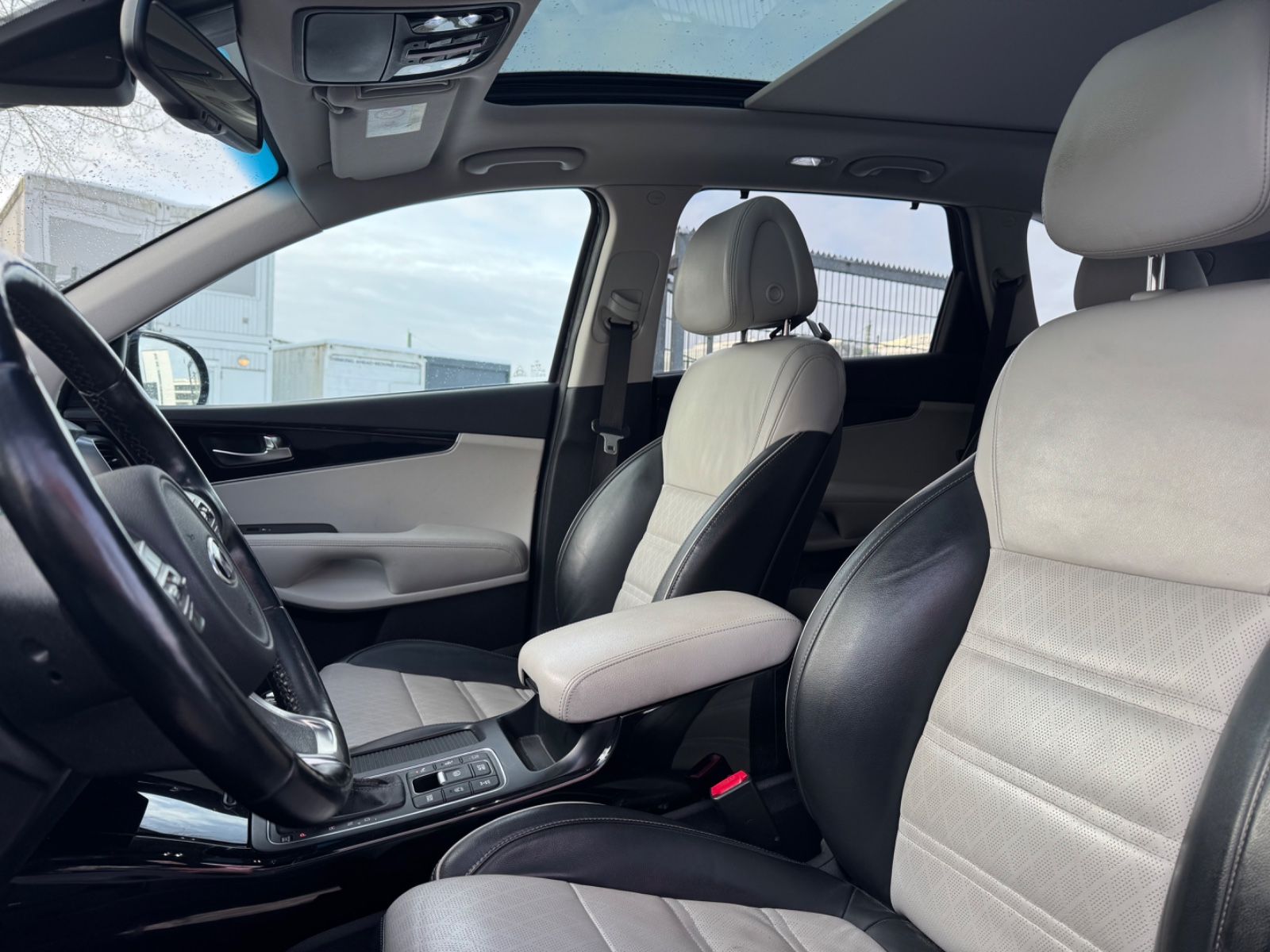 Fahrzeugabbildung Kia Sorento Platinum 4WD*LEDER*ACC*XENON*360°KAM*LED