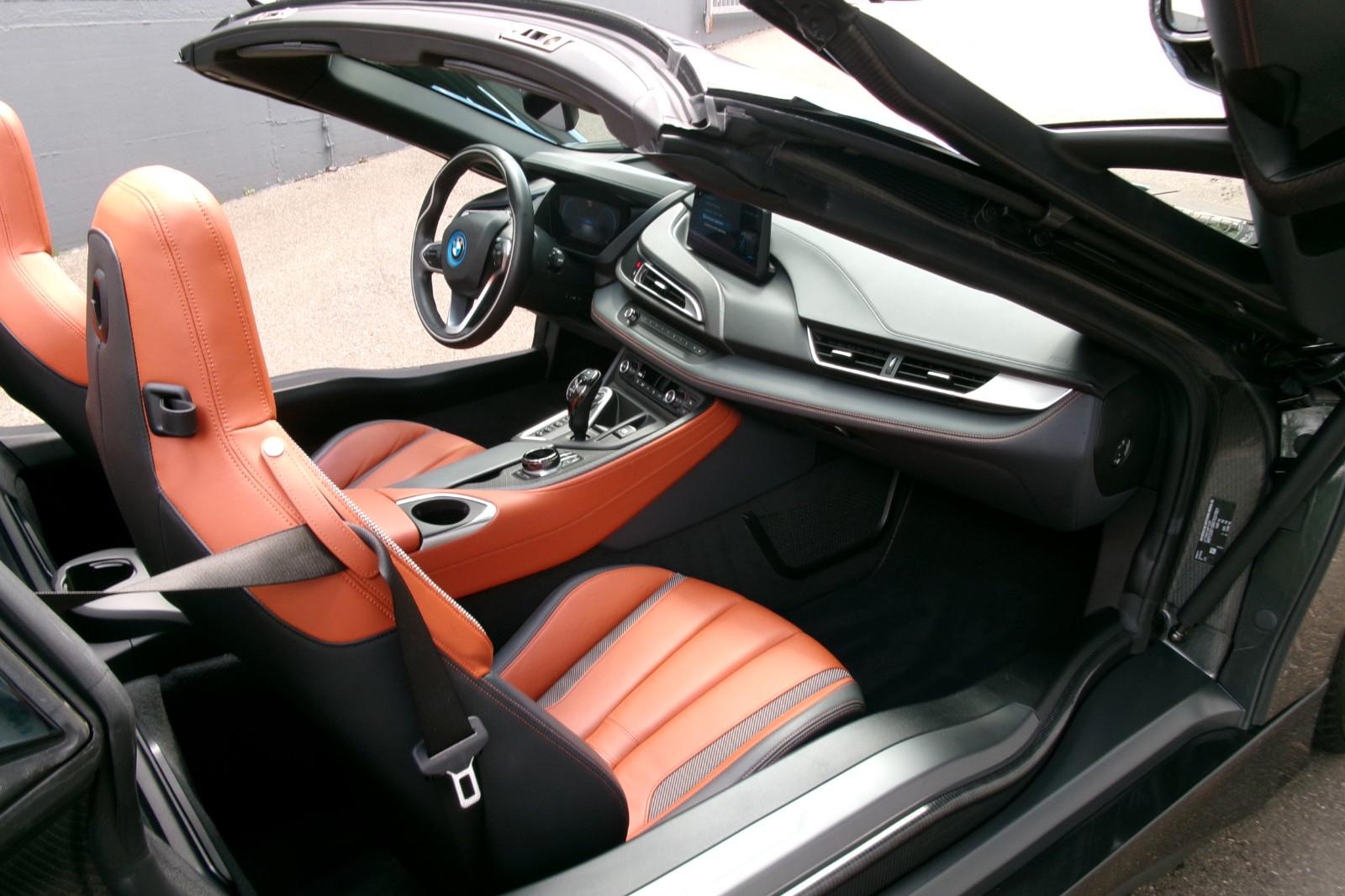 BMW i8 Roadster