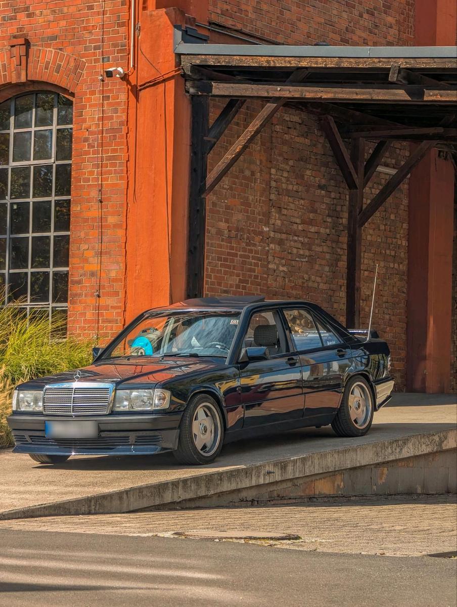 Mercedes-Benz 190