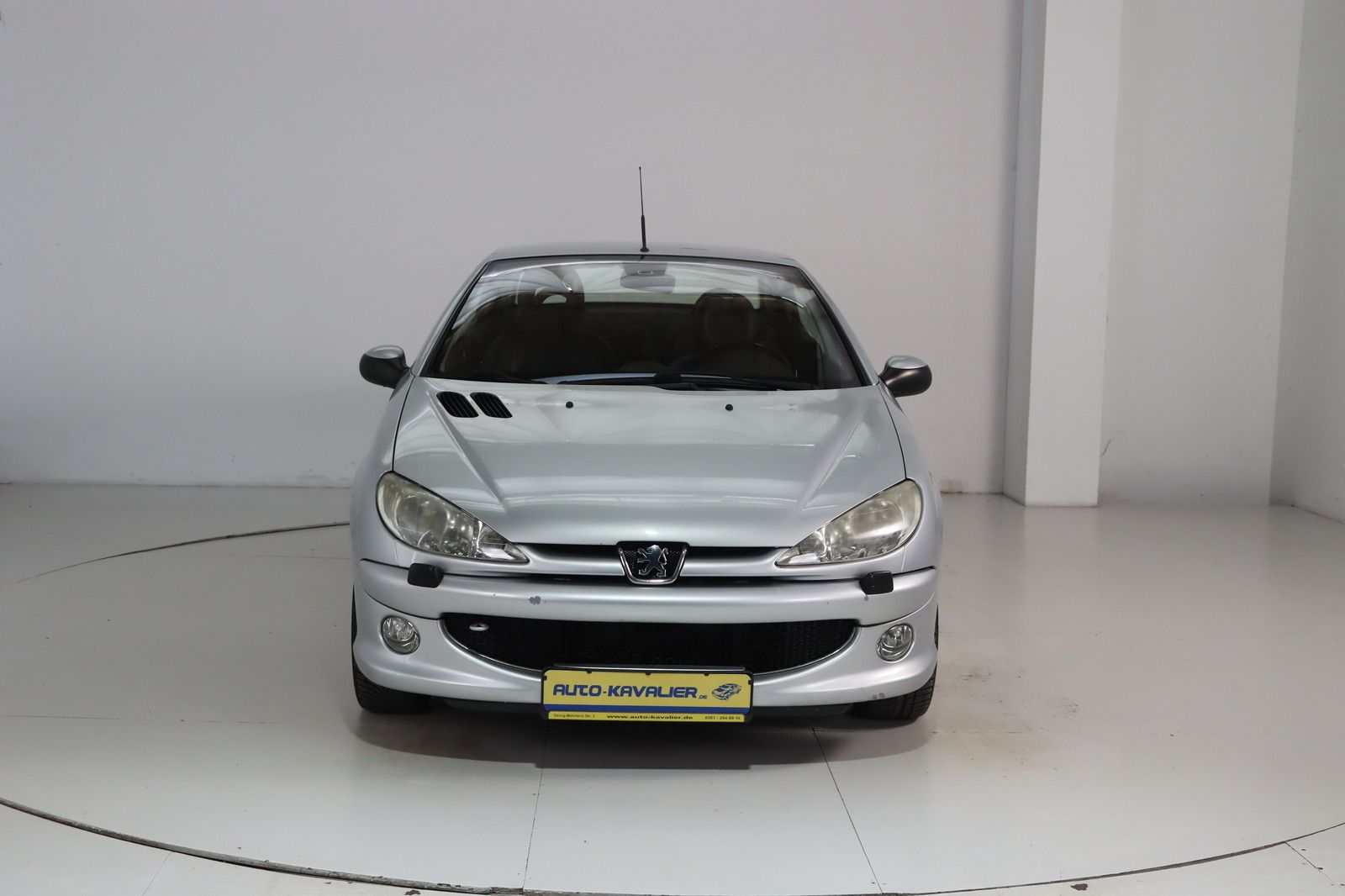 Fahrzeugabbildung Peugeot 206 Cabriolet 1.6i * Leder * Klima * SHZ cc