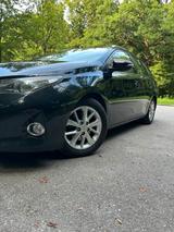 Toyota Auris 2.0 Diesel Kombi - Toyota Auris mit Diesel-Antrieb: 2.2