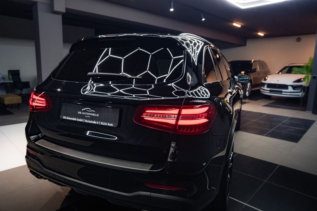 MERCEDES-BENZ GLC 43 AMG*PANO*AHK*BURM*ACC*MEMORY*Keyless* MERCEDES-BENZ GLC 43 AMG*PANO*AHK*BURM*ACC*MEMORY*Keyless*