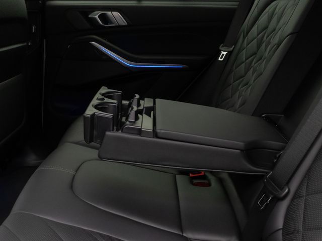 Foto Nummer 27: BMW X5 M50