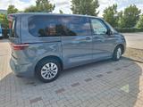 Volkswagen T7 Multivan 2,0 TDI SCR DSG Life Life - VW T7 Multivan von privat