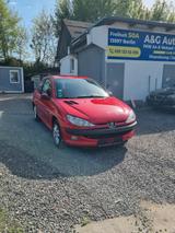 Peugeot 206 Grand Filou Cool Automatik. Standheizung TÜV - Peugeot 206: Grand Filou Cool