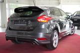 Ford Focus 1.5 Titanium *Navi*Kamera* - Ford Focus mit Benzin-Antrieb: Limousine, Automatik